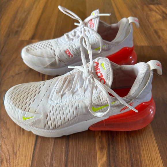 Nike Air Max 270 — SIZE 7 - Picture 4 of 6